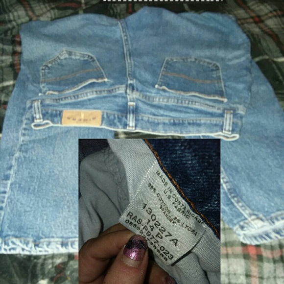 Clothes - Picture 8 of 8